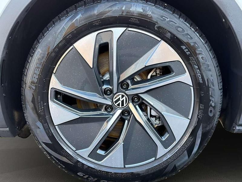 Gebraucht VW ID.5 Pro 210 kW (286 PS) 2025 Weiß SUV