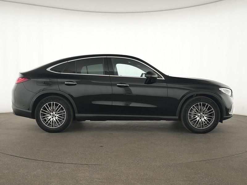 Gebraucht Mercedes GLC450 Avantgarde 367 PS (269 kW) 2024 Schwarz Limousine