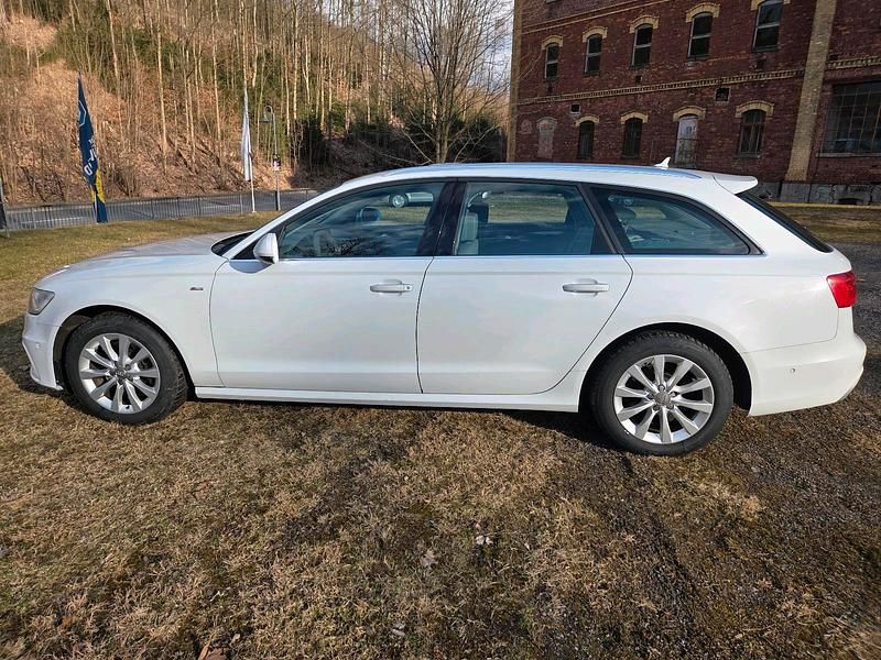 Gebraucht Audi A6 245 PS (180 kW) 2013 Weiß Kombi