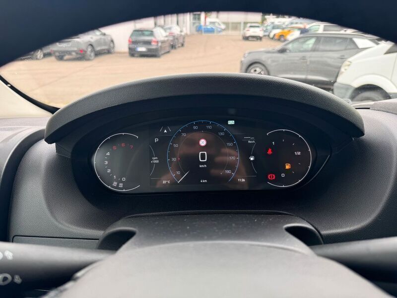 Gebraucht Peugeot Boxer 140 PS (102 kW) 2024 Weiß Van