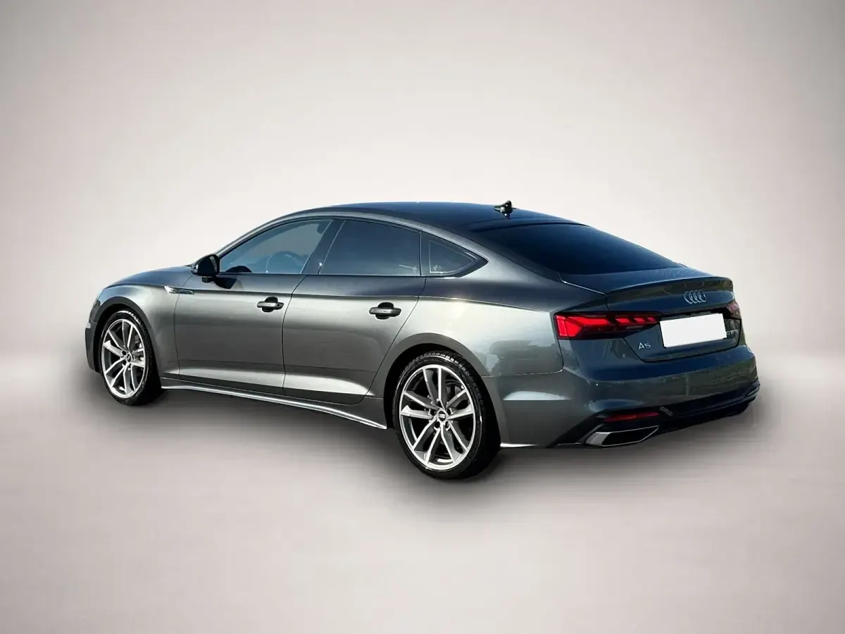 Gebraucht Audi A5 Sportback 204 PS (150 kW) 2023 Daytonagrau perleffekt Kleinwagen