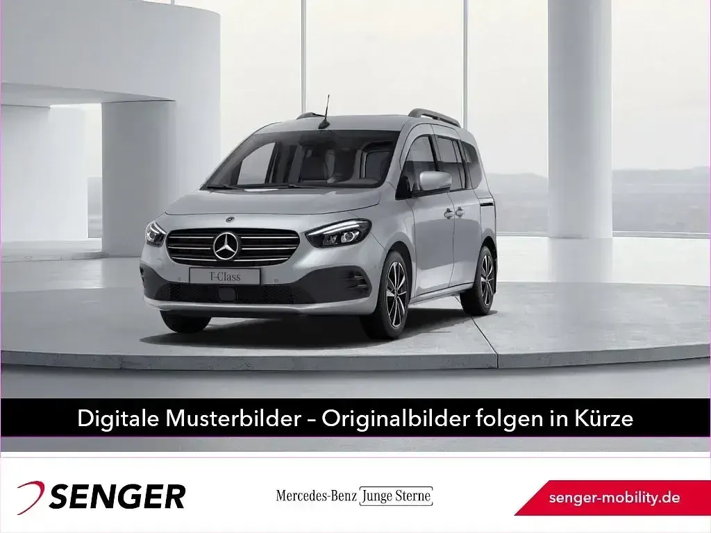 Gebraucht Mercedes T180 Progressive 116 PS (85 kW) 2023 Van / Kleinbus