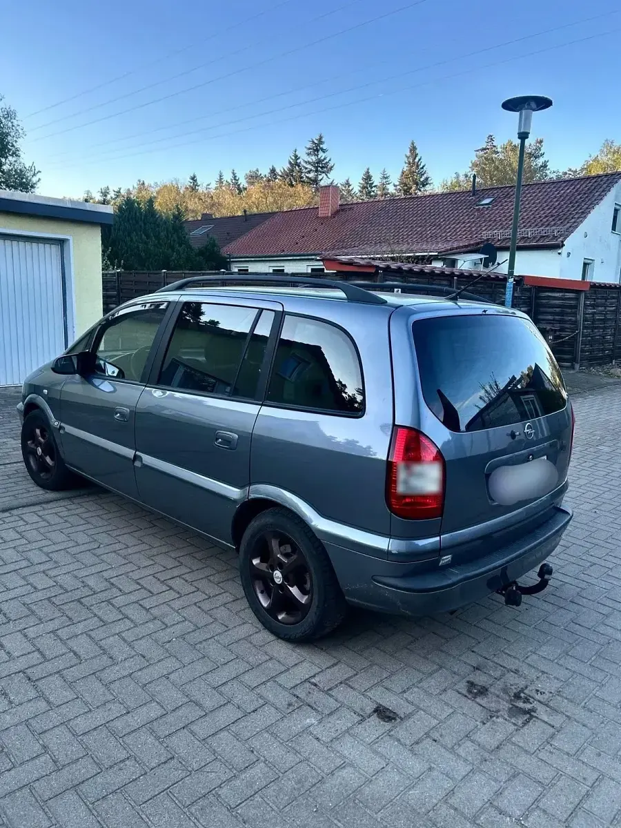 Gebraucht Opel Zafira 116 PS (85 kW) 2004 Grau Van / Kleinbus