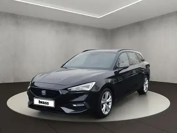 Mitternachtsschwarz Gebraucht 2021 Seat Leon FR Kombi | 19.980 € (Fairer Preis) - Bild 1/4