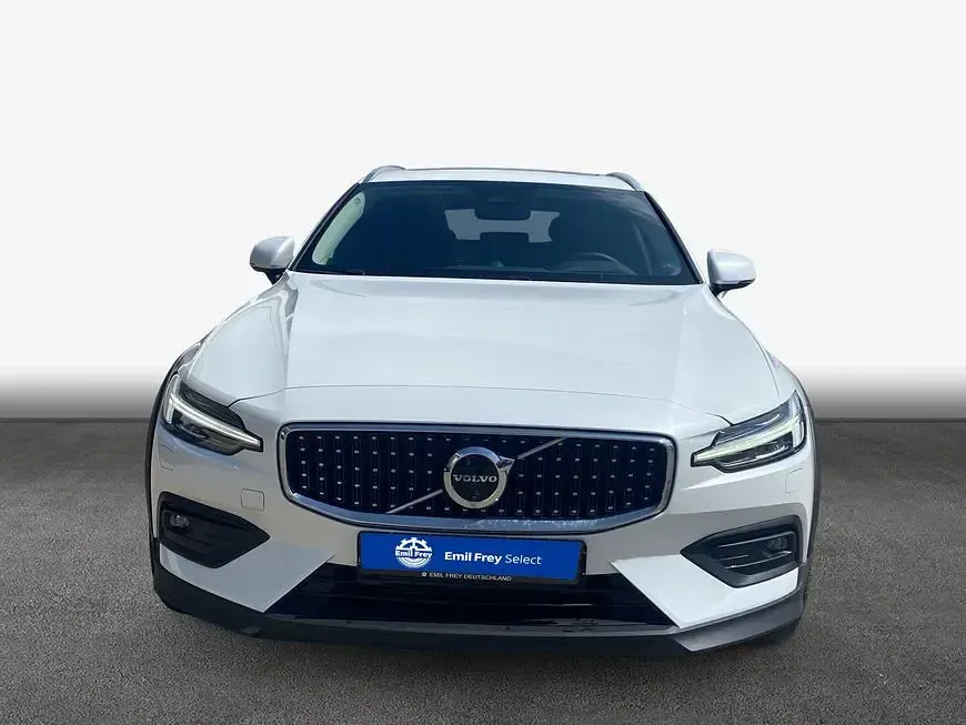 Gebraucht Volvo V60 CC 184 PS (135 kW) 2024 Kombi