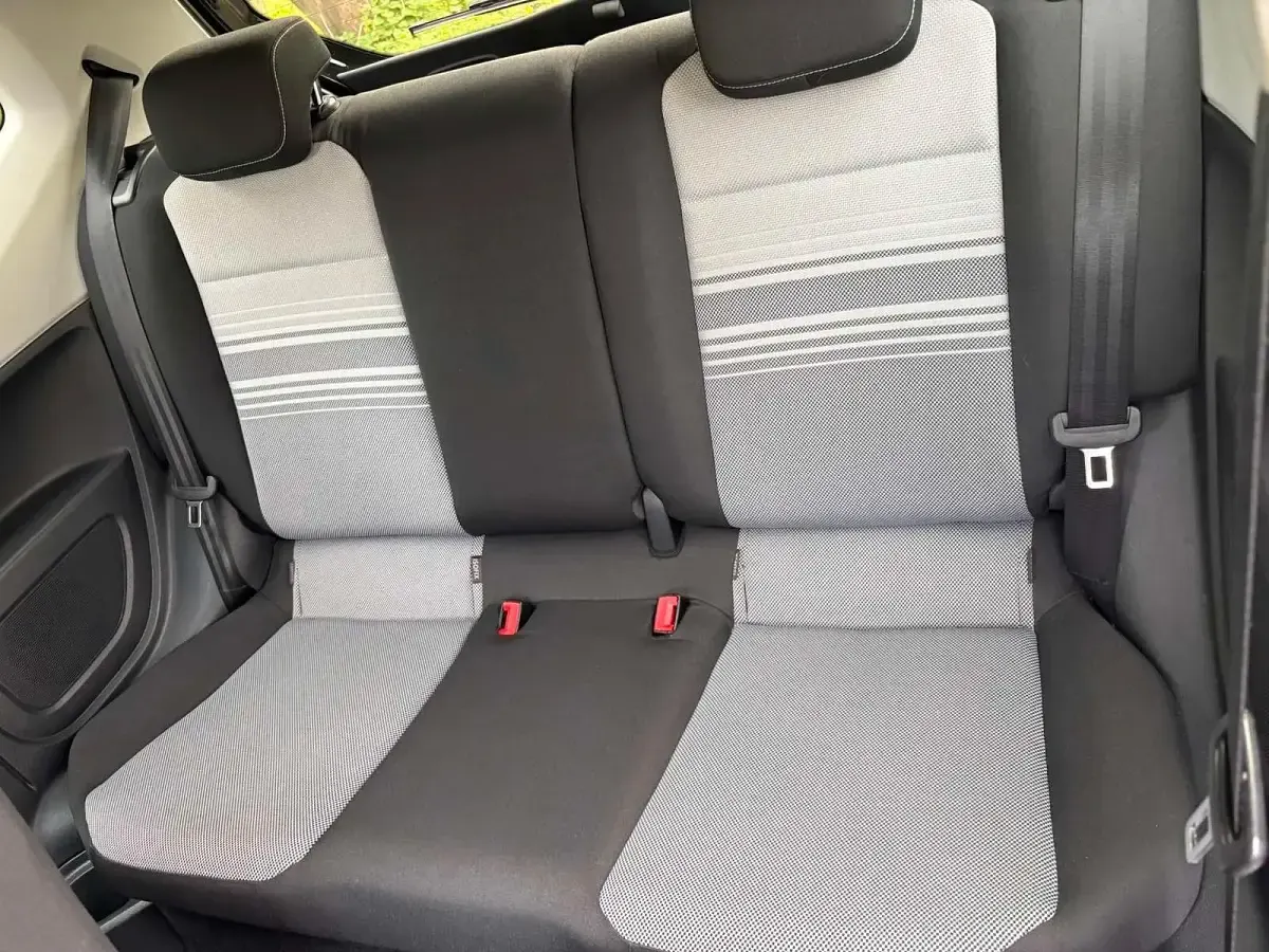 Second-hand VW up! 75 CP (55 kW) 2012 Negru Hatchback