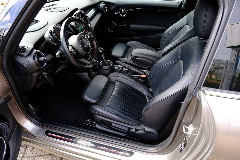 Gebraucht Mini John Cooper Works 192 PS (141 kW) 2018 Grau Kleinwagen