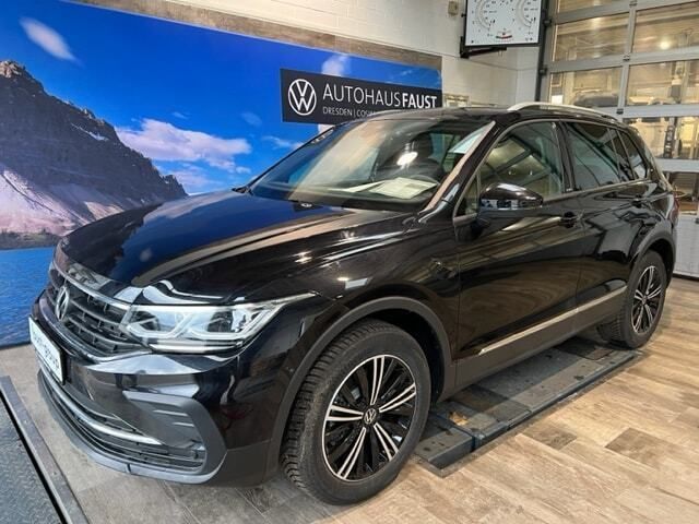 Gebraucht 2022 VW Tiguan Active SUV | 38.888 € - Bild 1/4
