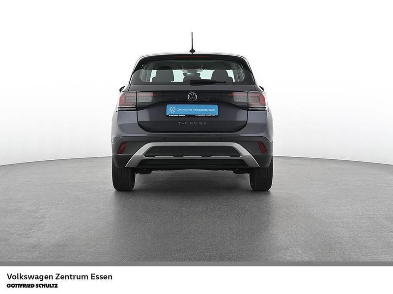 Gebraucht VW T-Cross 95 PS (69 kW) 2025 Grau (rauchgrau metallic) SUV