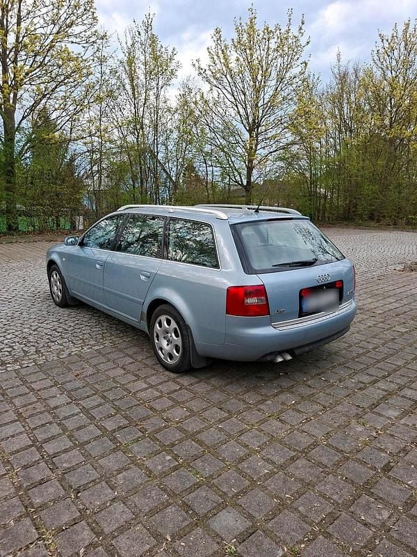 Usata Audi A6 163 CV (119 kW) 2003 Blu Station wagon