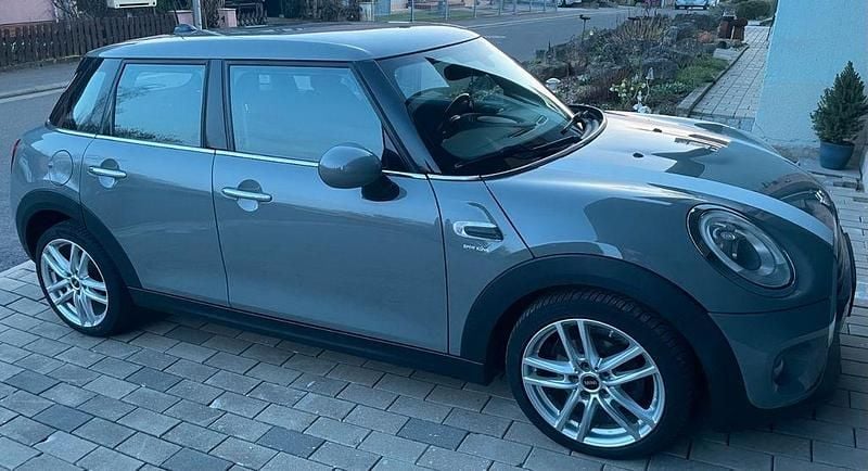 Gebraucht Mini Cooper Chili 136 PS (100 kW) 2017 Grau Kleinwagen