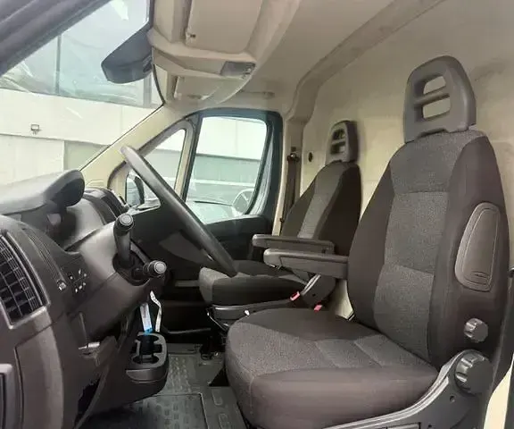 Gebraucht Fiat Ducato 120 PS (88 kW) 2021 Grau Van
