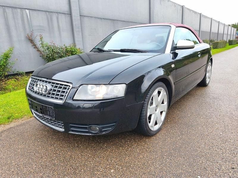 Schwarz Gebraucht 2004 Audi S4 Cabriolet Sport Cabrio | 8.399 € (Superpreis) - Bild 1/4