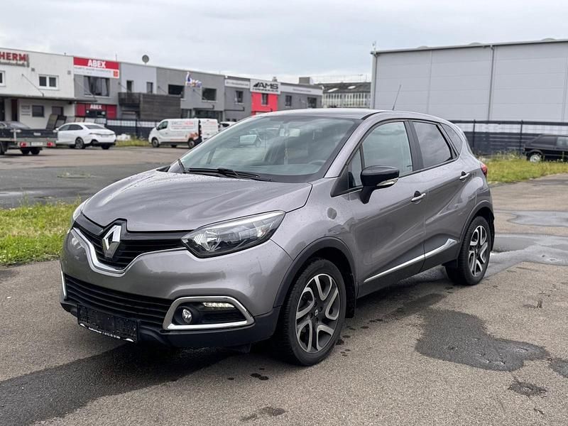 Grau Gebraucht 2016 Renault Captur SUV | 7.250 € (Guter Preis) - Bild 1/4