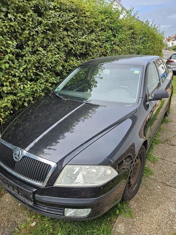 Schwarz Gebraucht 2007 Skoda Octavia Ambiente Limousine | 1.200 € (Guter Preis) - Bild 1/4