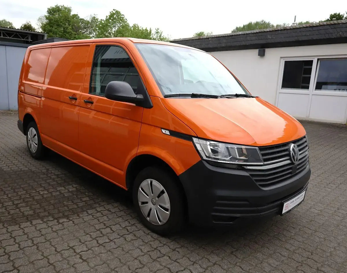 Używany VW Transporter 110 KM (80 kW) 2021 Pomarańczowy Van