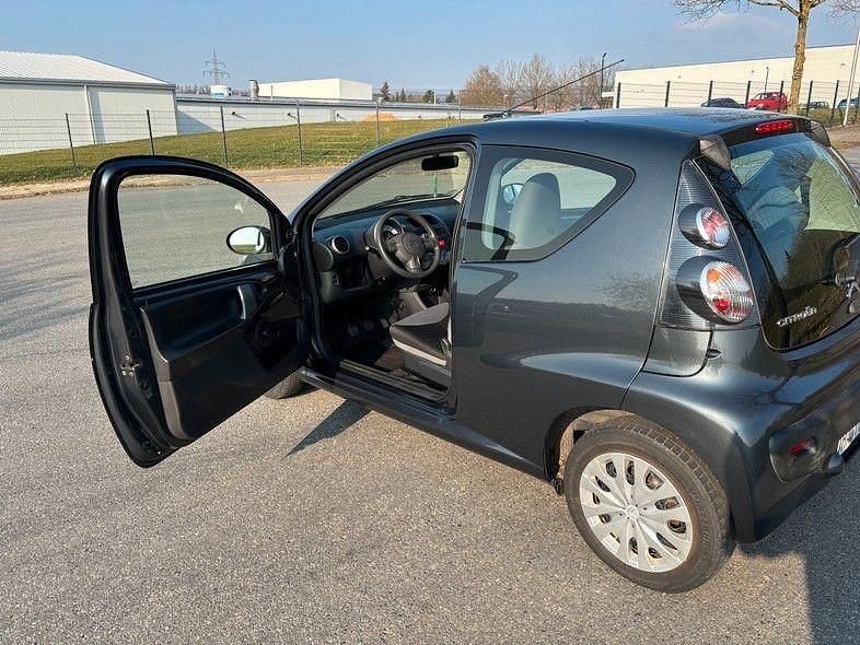 Gebraucht Citroën C1 68 PS (50 kW) 2012 Grau Kleinwagen