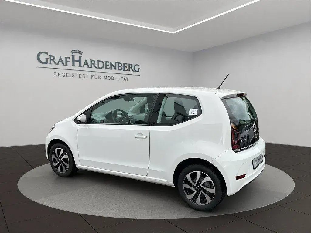 Gebraucht VW up! Active 65 PS (47 kW) 2023 Pure white Kleinwagen