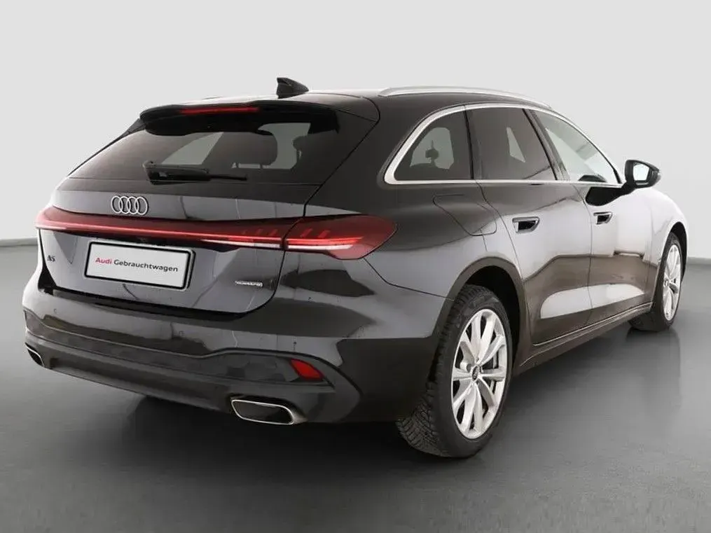 Gebraucht Audi A5 Sport 204 PS (150 kW) 2025 Schwarz Kombi