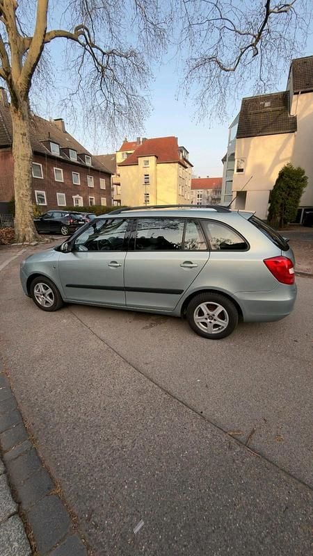 Gebraucht Skoda Fabia 105 PS (77 kW) 2010 Silber Kombi