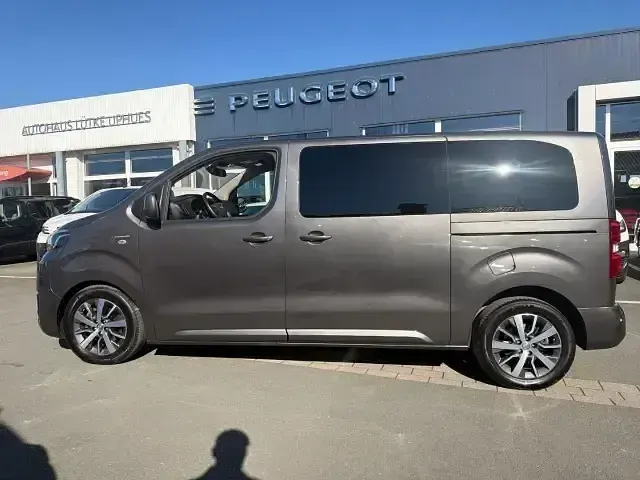 Usata Toyota Proace Verso Executive 177 CV (130 kW) 2020 Grigio Station wagon