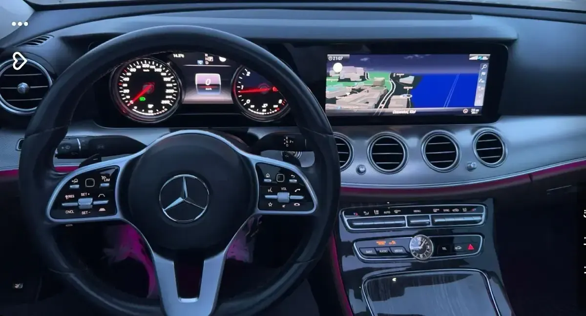 Gebraucht Mercedes E220 2019 Schwarz Limousine
