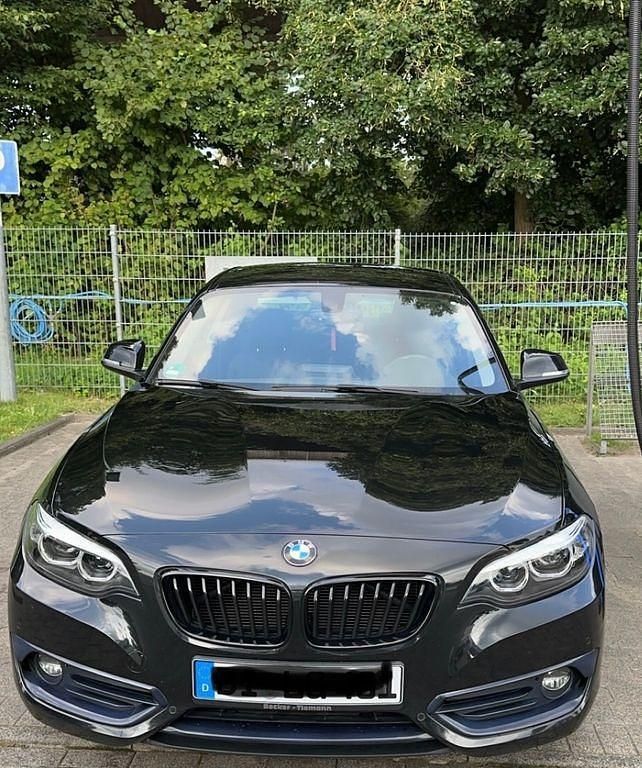 Schwarz Gebraucht 2019 BMW 218 Sport Line Coupé | 22.000 € (Fairer Preis) - Bild 1/4