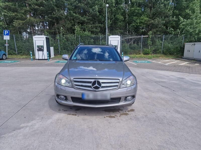 Silber Gebraucht 2008 Mercedes C200 Avantgarde Kombi | 4.499 € (Guter Preis) - Bild 1/4