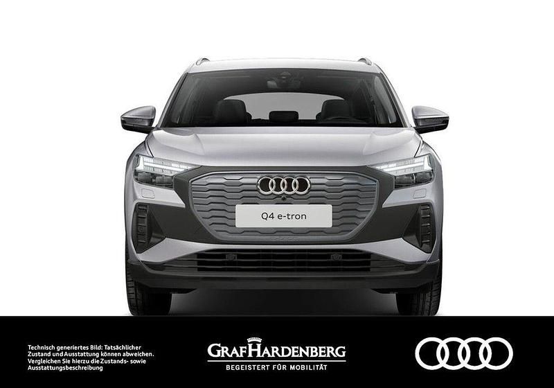 Gebraucht Audi Q4 e-tron Comfort 150 kW (204 PS) 2023 Silber SUV