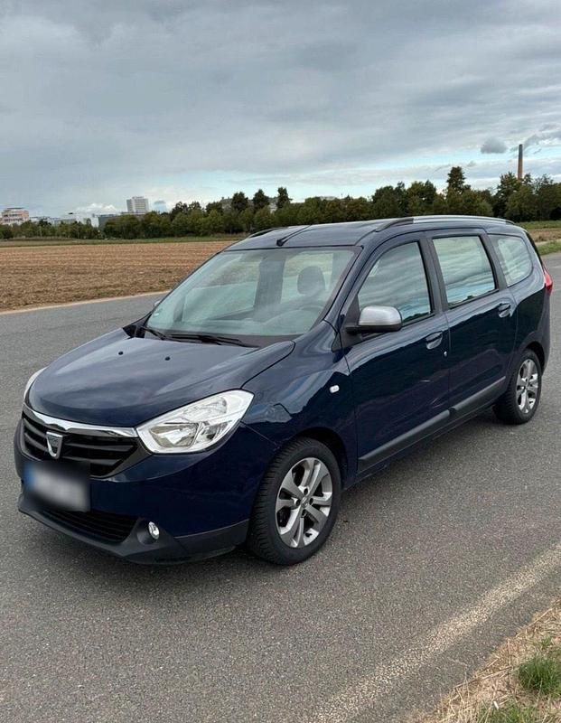 Blau Gebraucht 2015 Dacia Lodgy Celebration Van / Kleinbus | 4.500 € (Guter Preis) - Bild 1/4