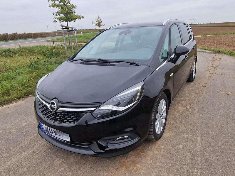 Schwarz Gebraucht 2017 Opel Zafira Tourer Business Innovation Van / Kleinbus | 11.850 € - Bild 1/4