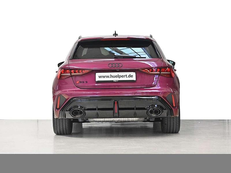 Neu Audi RS3 Sport 400 PS (294 kW) 2026 Individuallackierungen audi... Limousine