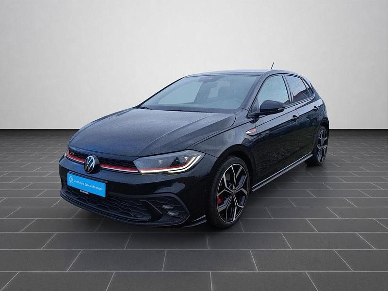 Deep black perleffekt (metallic) Gebraucht 2022 VW Polo Limousine | 20.990 € (Fairer Preis) - Bild 1/4