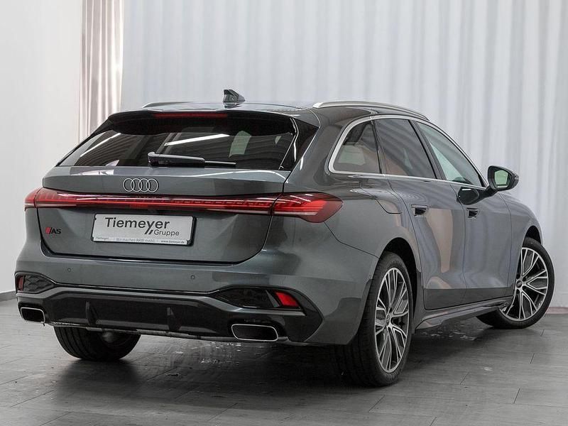 Gebraucht Audi A5 S-Line 204 PS (150 kW) 2025 Grau Coupé