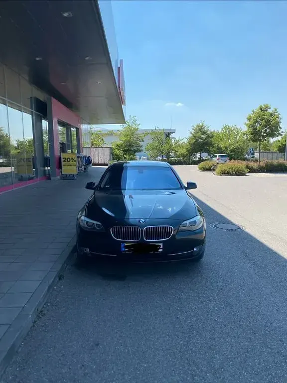 Gebraucht BMW 525 204 PS (150 kW) 2010 Schwarz Limousine