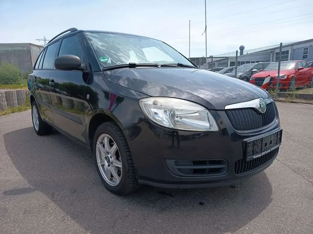 Gebraucht Skoda Fabia Cool Edition 86 PS (63 kW) 2010 Cerna magic/black magic Kombi