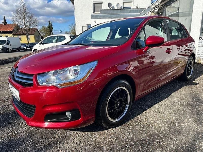 Gebraucht Citroën C4 SELECTION 99 PS (72 kW) 2016 Rot Limousine