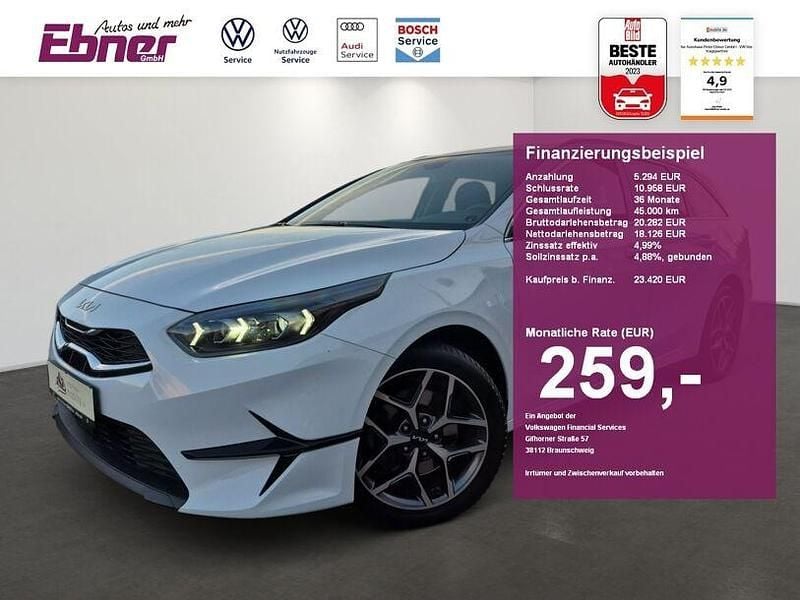 Weiß Gebraucht 2024 Kia Ceed Sportswagon Spirit Kombi | 23.420 € (Guter Preis) - Bild 1/4