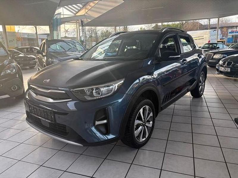 Gebraucht Kia Stonic Vision 101 PS (74 kW) 2020 (beu) denimblau met./schwarz (metallic) SUV