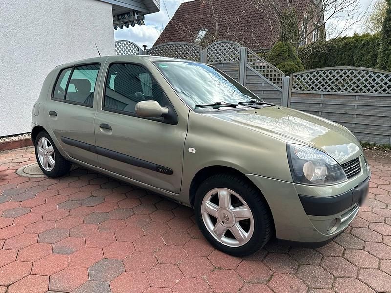 Gebraucht Renault Clio II 73 PS (53 kW) 2003 Grau Kleinwagen