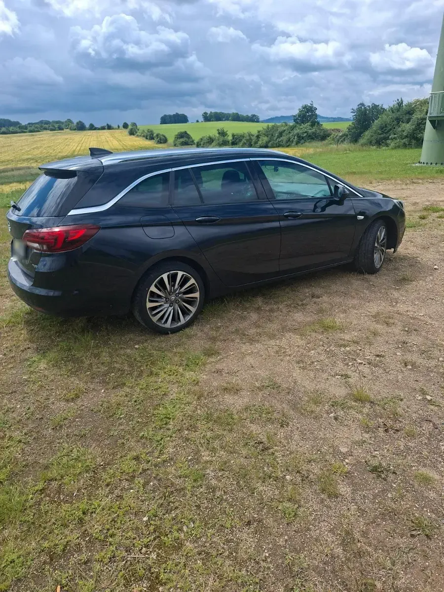 Gebraucht Opel Astra 150 PS (110 kW) 2016 Schwarz Kombi