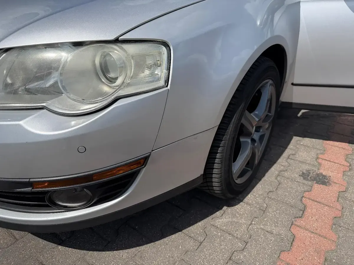Usata VW Passat 140 CV (102 kW) 2009 Argento Station wagon