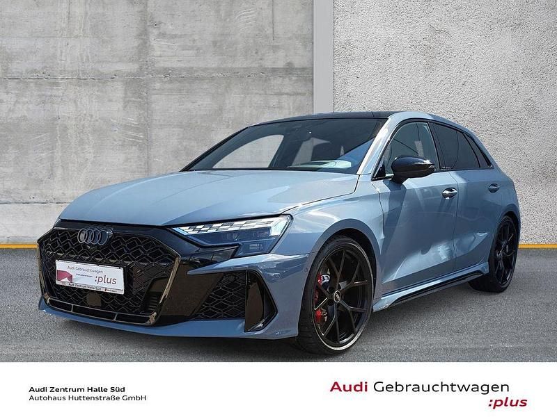 Außenfarbe: Gebraucht 2024 Audi RS3 Sportback Ambiente Kleinwagen | 63.720 € (Etwas zu teuer) - Bild 1/4
