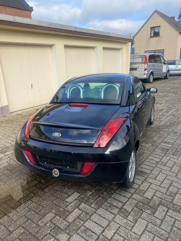 Gebraucht Ford StreetKa 95 PS (69 kW) 2004 Schwarz Cabrio