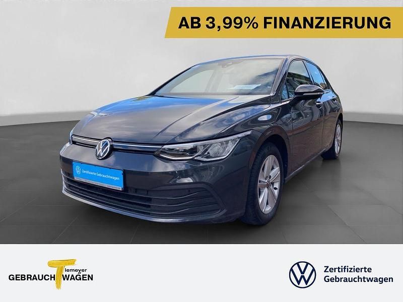 Uranograu Gebraucht 2023 VW Golf VIII Life Limousine | 19.740 € (Guter Preis) - Bild 1/4