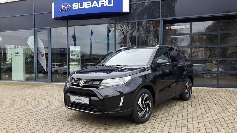 Cosmic black pearl Neu 2025 Suzuki Vitara Comfort+ SUV | 30.580 € (Etwas zu teuer) - Bild 1/4