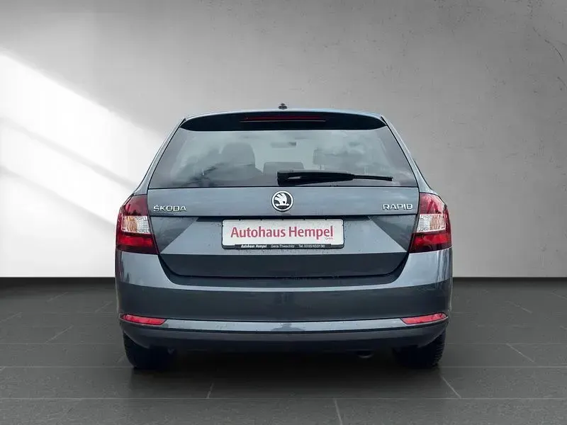 Gebraucht Skoda Rapid Clever 125 PS (91 kW) 2018 Grau Kleinwagen