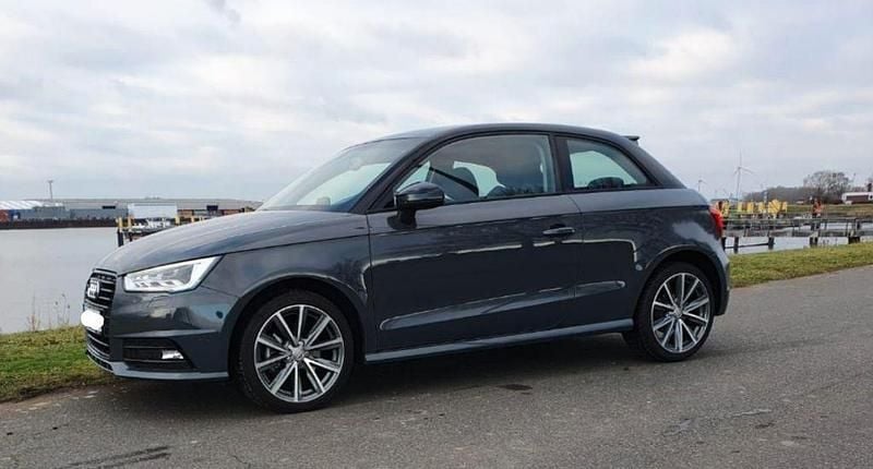 Gebraucht Audi A1 S-Line 116 PS (85 kW) 2017 Grau Kleinwagen