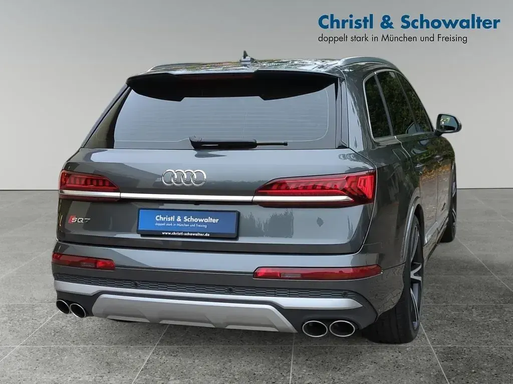 Gebraucht Audi SQ7 Sport 507 PS (372 kW) 2022 Daytonagrau perleffekt SUV