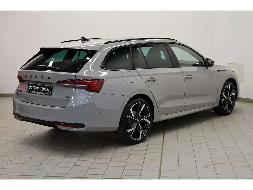 Neu Skoda Octavia SportLine 204 PS (150 kW) 2025 Steelgrey Kombi